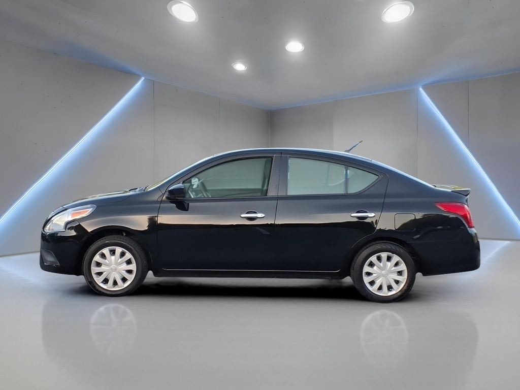 2019 Nissan Versa — side profile view