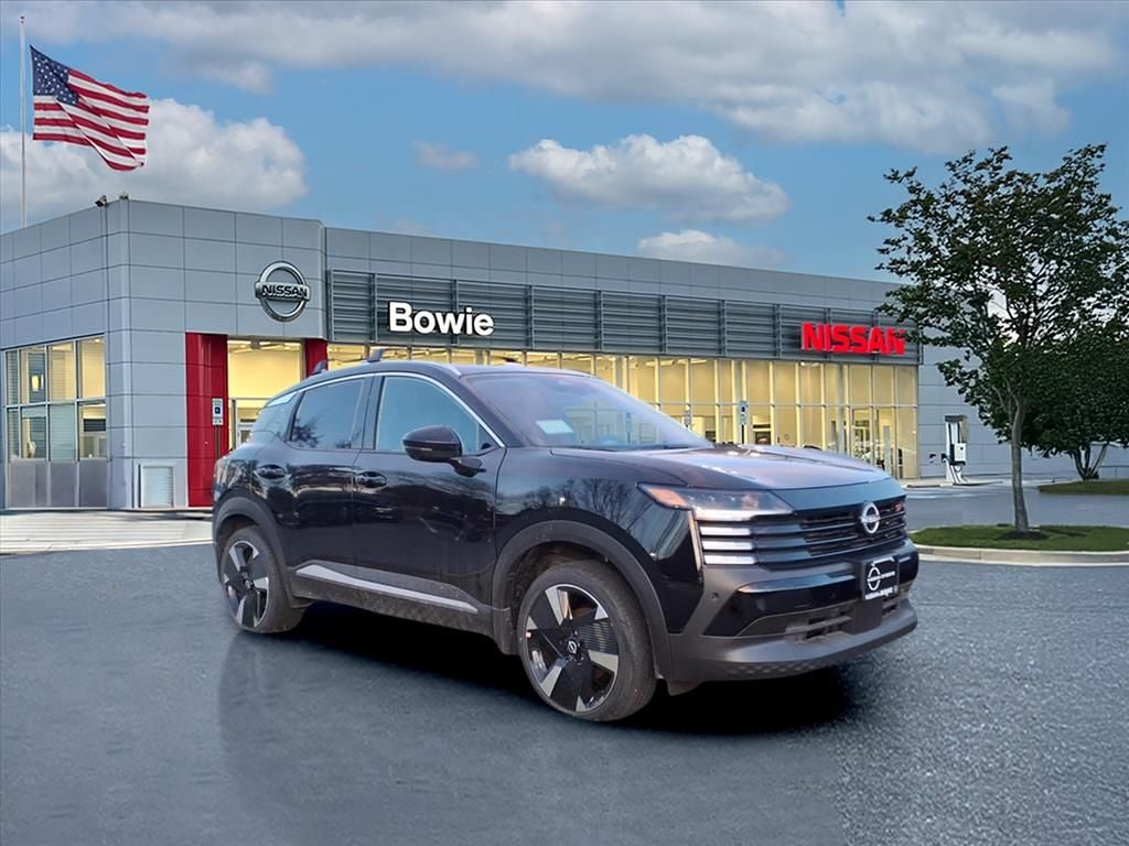 2026 Nissan Kicks SR in Super Black — front three-quarter view