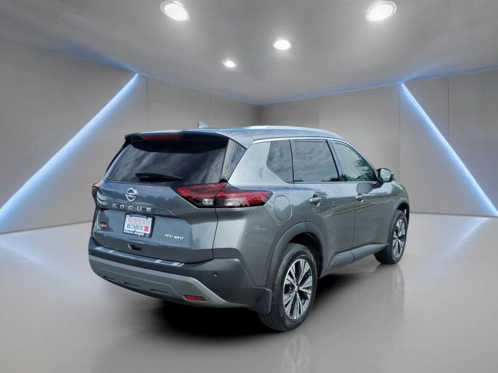 2021 Nissan Rogue — detail view